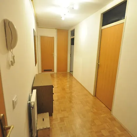 Apartment Center Neubergerjeva